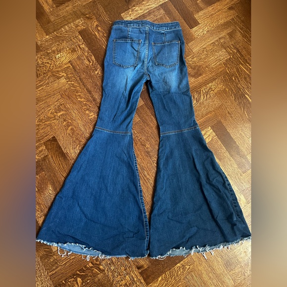 FREE PEOPLE Just Float On Flare Denim Boho Jeans High Rise Festival Coachella 26 - Picture 2 of 7